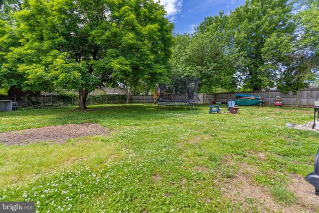 809 WOODLANE RD, Edgewater Park, NJ 08010