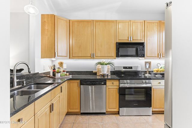 233 Racine Drive Unit 48, Wilmington, NC 28403