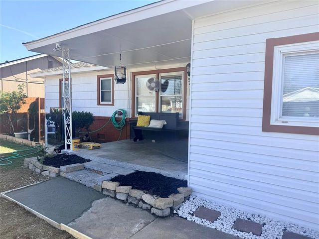 920 SW 52nd Street, Oklahoma City, OK 73109