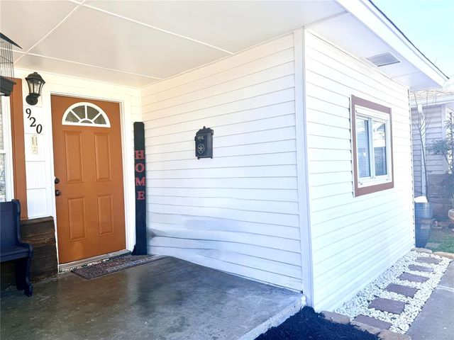 920 SW 52nd Street, Oklahoma City, OK 73109