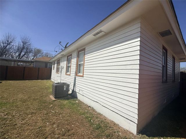 920 SW 52nd Street, Oklahoma City, OK 73109