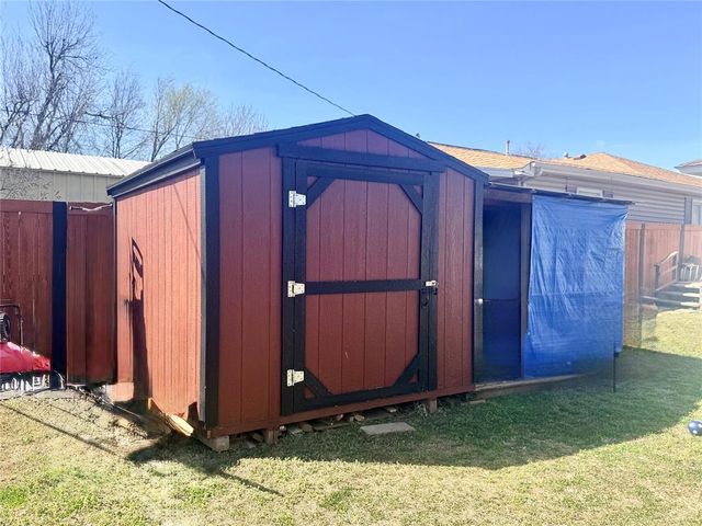 920 SW 52nd Street, Oklahoma City, OK 73109