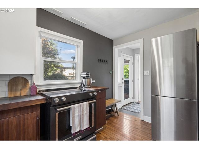 2015 E 29TH St, Vancouver, WA 98663