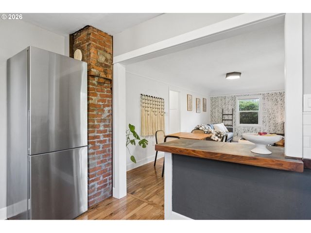 2015 E 29TH St, Vancouver, WA 98663