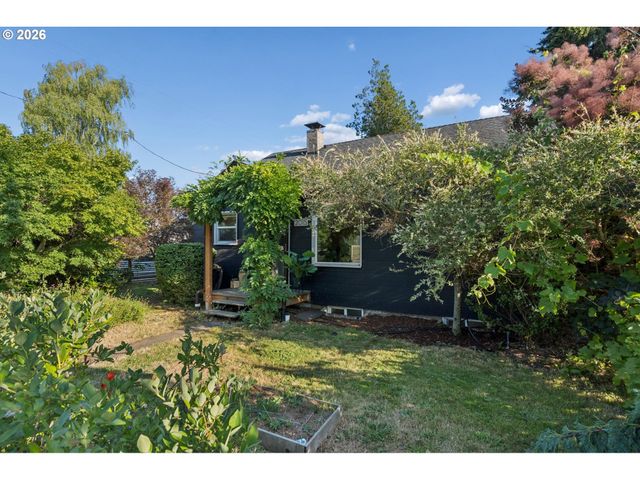 2015 E 29TH St, Vancouver, WA 98663
