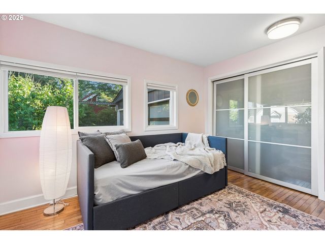 2015 E 29TH St, Vancouver, WA 98663