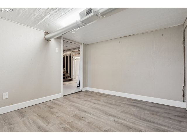 2015 E 29TH St, Vancouver, WA 98663