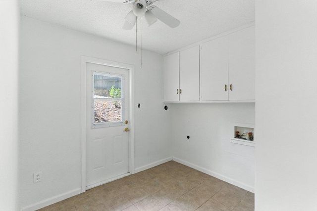 2401 Homedale CIR, Austin, TX 78704