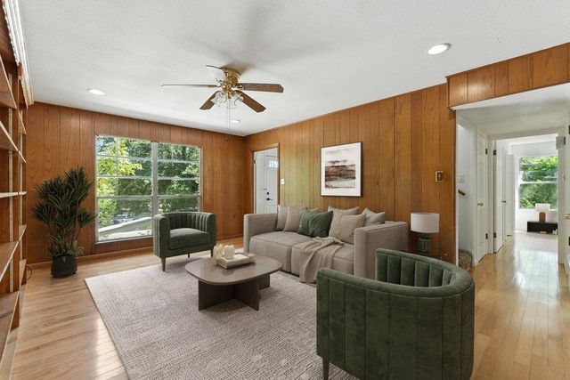 2401 Homedale CIR, Austin, TX 78704