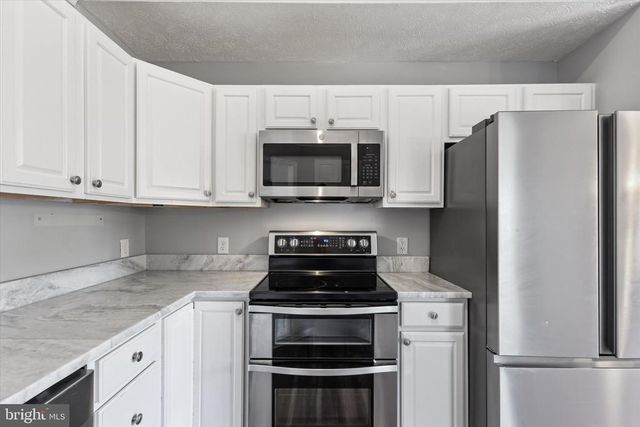 104 CARLYLE CT, Locust Grove, VA 22508