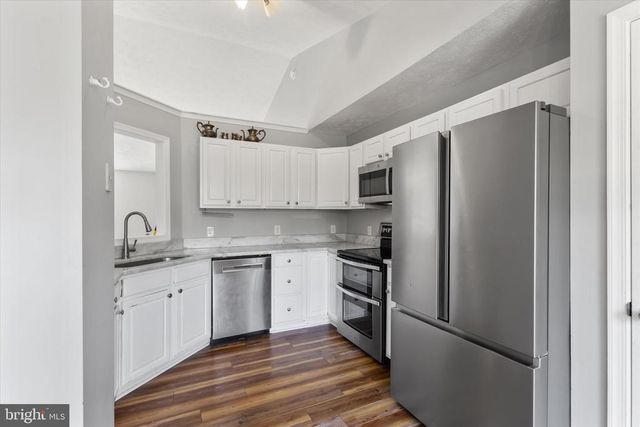 104 CARLYLE CT, Locust Grove, VA 22508