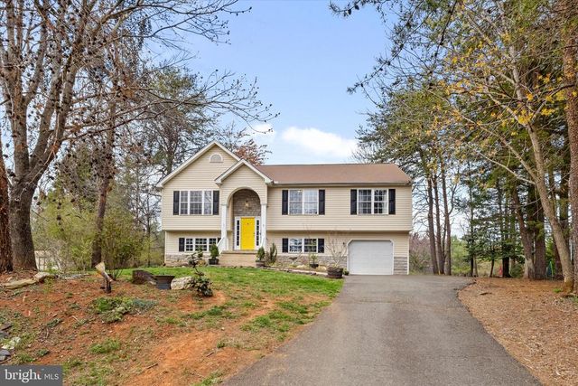 104 CARLYLE CT, Locust Grove, VA 22508