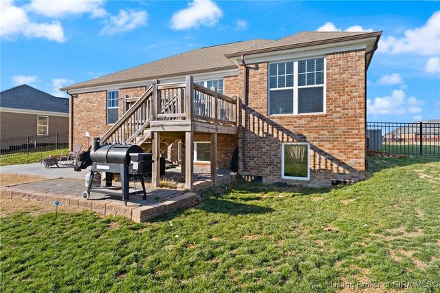 6426 Goldrush Boulevard, Charlestown, IN 47111