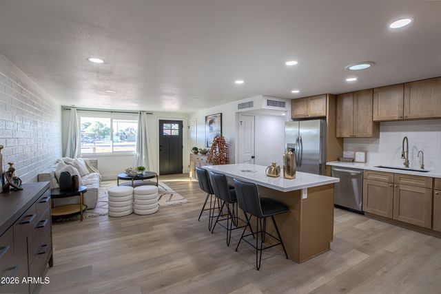 3451 E THUNDERBIRD Road, Phoenix, AZ 85032