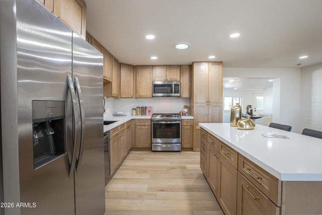 3451 E THUNDERBIRD Road, Phoenix, AZ 85032