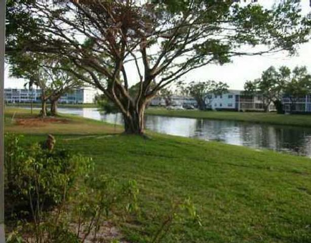 52 Islewood C, Deerfield Beach, FL 33442