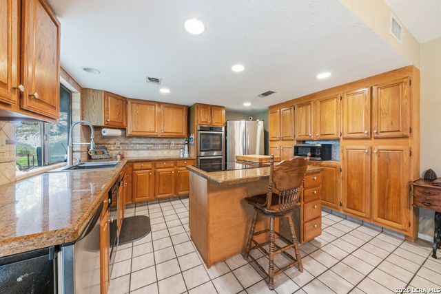 8017 Kenilworth, Spring Branch, TX 78070