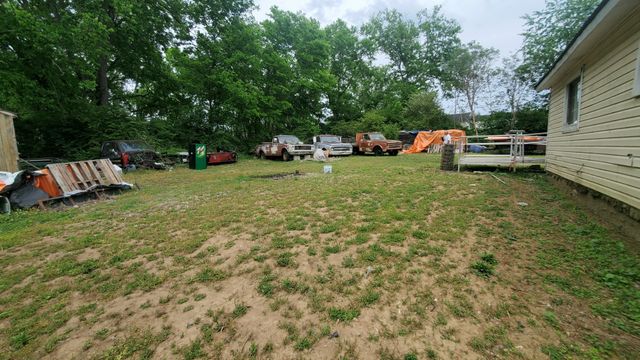 504 Demoss St, Gallatin, TN 37066