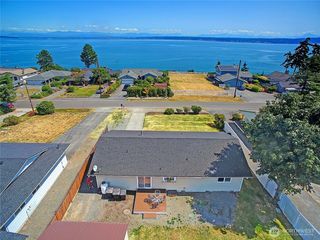 1530 Country Club Drive, Camano Island, WA 98282