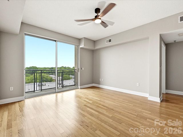 1315 East Boulevard 813, Charlotte, NC 28203