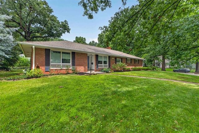 2800 W 91st Street, Leawood, KS 66206