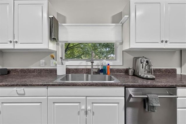 2800 W 91st Street, Leawood, KS 66206
