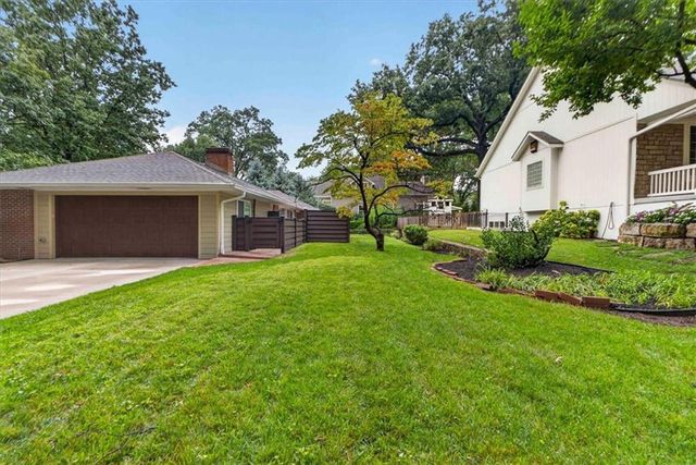 2800 W 91st Street, Leawood, KS 66206