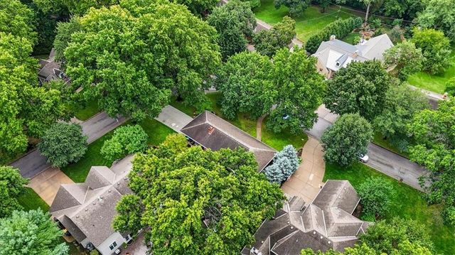 2800 W 91st Street, Leawood, KS 66206