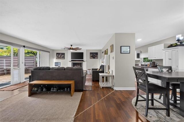 2800 W 91st Street, Leawood, KS 66206