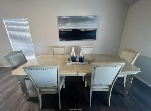 129 April Point Drive, Conroe, TX 77356