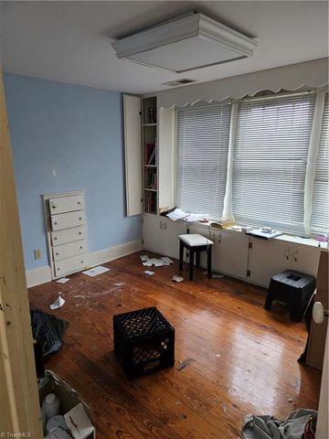 324 Salem Street, Lexington, NC 27292