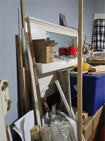 324 Salem Street, Lexington, NC 27292