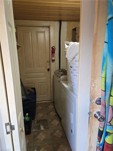 324 Salem Street, Lexington, NC 27292