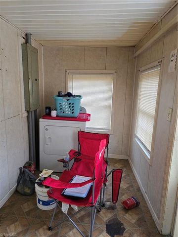 324 Salem Street, Lexington, NC 27292