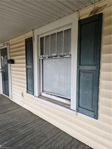 324 Salem Street, Lexington, NC 27292