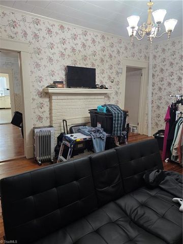 324 Salem Street, Lexington, NC 27292