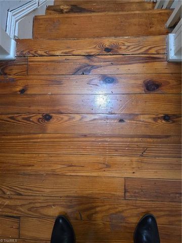 324 Salem Street, Lexington, NC 27292