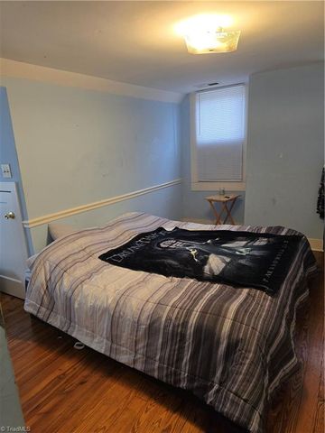 324 Salem Street, Lexington, NC 27292