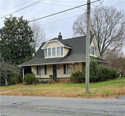324 Salem Street, Lexington, NC 27292