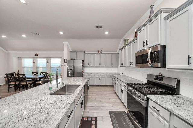 28634 Monarch Cliffs Drive, Fulshear, TX 77441