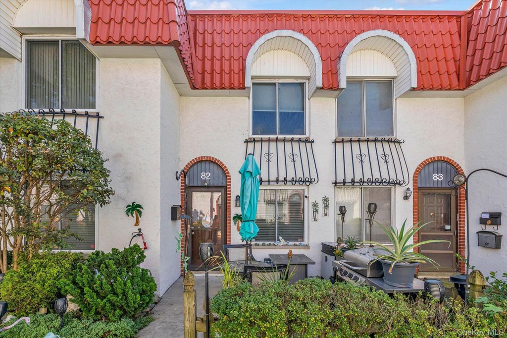 82 Alhambra Drive, Oceanside, NY 11572 — exterior