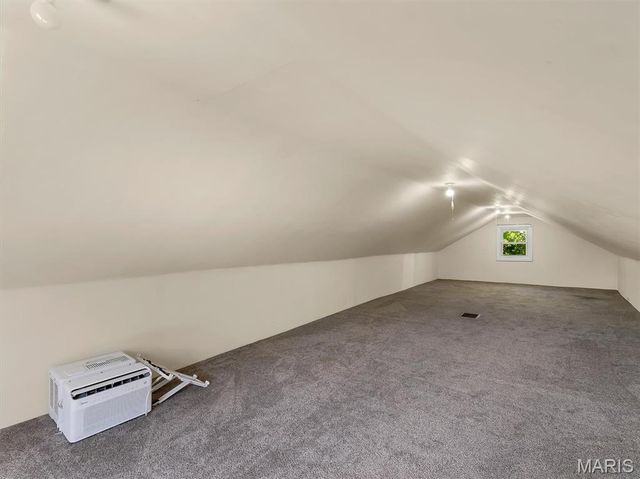 1464 Sproule Avenue, St Louis, MO 63139
