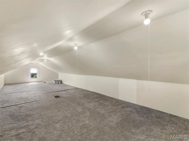 1464 Sproule Avenue, St Louis, MO 63139
