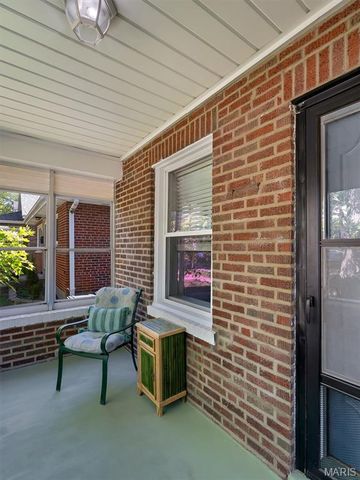 1464 Sproule Avenue, St Louis, MO 63139