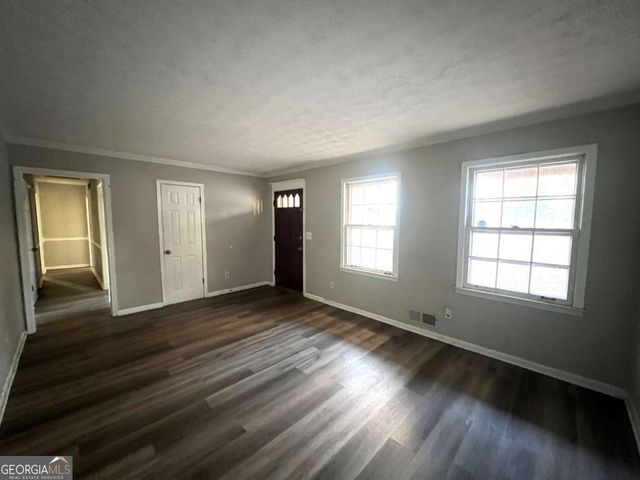 86 Earle Court, Lawrenceville, GA 30044