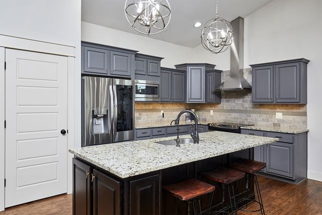 215 Abigail Lane, Waukee, IA 50263