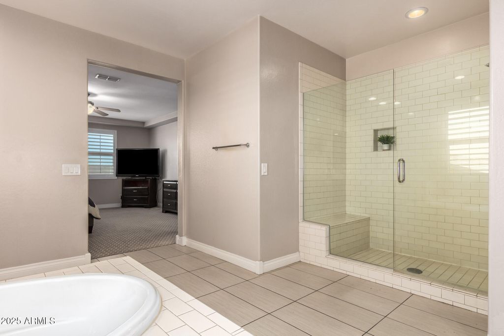 Image 21 of property listing at 10143 W EL CORTEZ Place, Peoria, AZ 85383