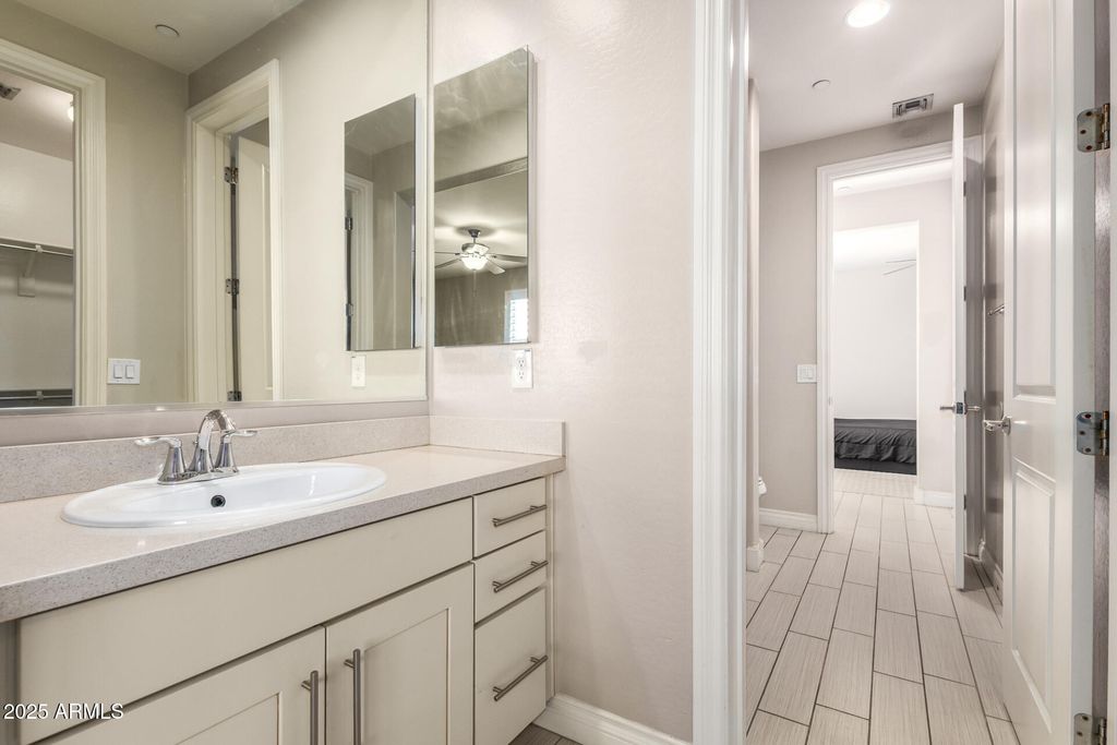 Image 33 of property listing at 10143 W EL CORTEZ Place, Peoria, AZ 85383