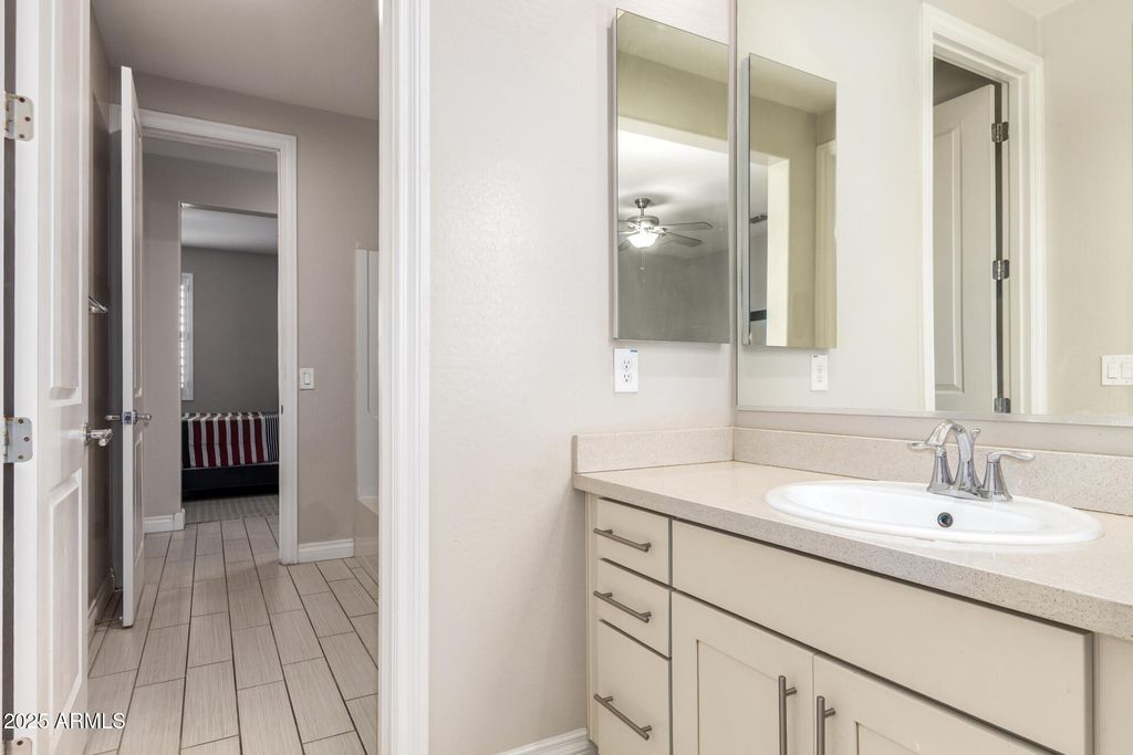 Image 37 of property listing at 10143 W EL CORTEZ Place, Peoria, AZ 85383