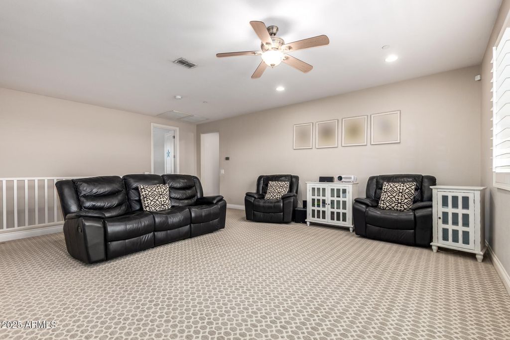 Image 46 of property listing at 10143 W EL CORTEZ Place, Peoria, AZ 85383